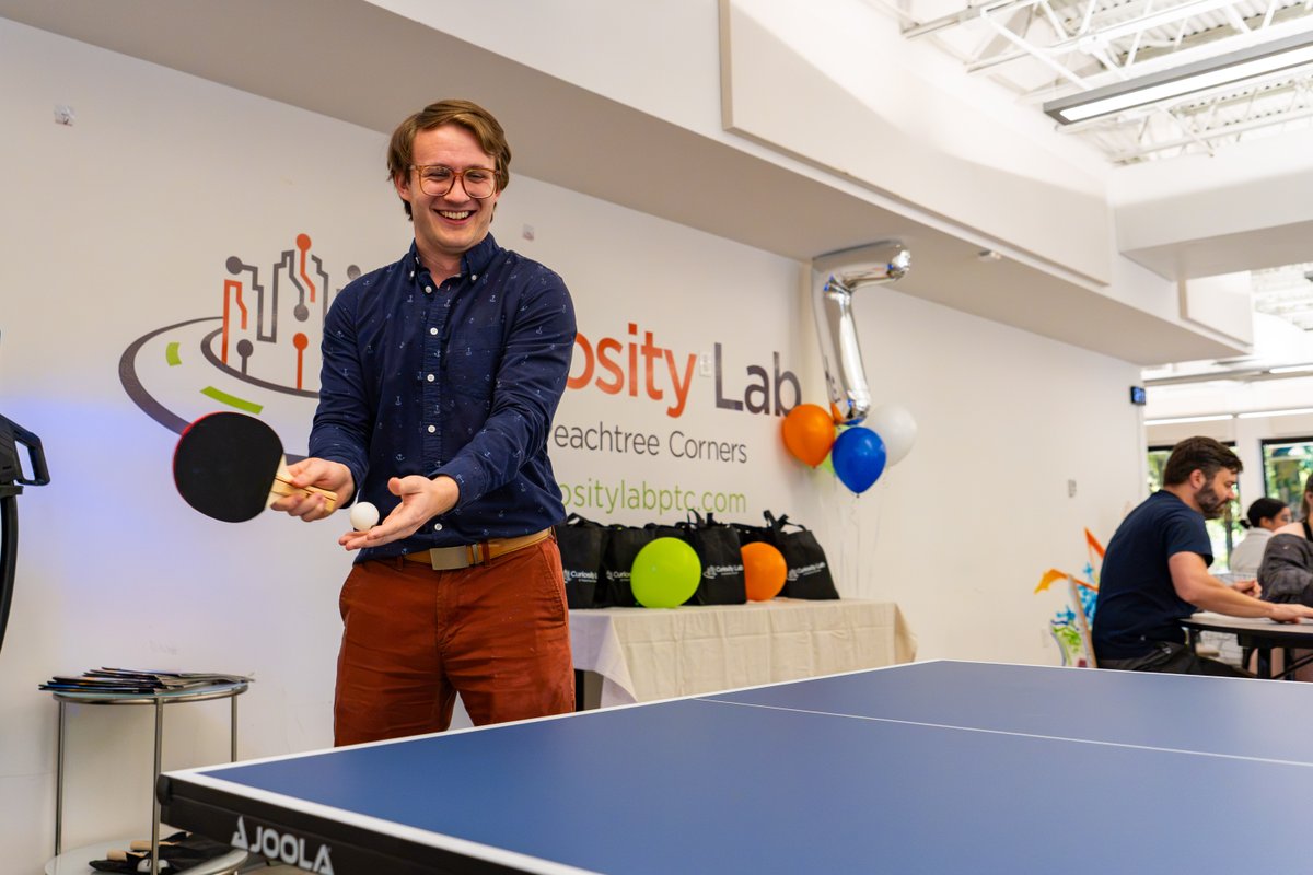 CuriosityLabPTC's tweet photo. Curious Connect at Curiosity Lab is more than a meal. 🍗🍴 It is one of the ways we make sure the people building here stay connected to each other.

Community is part of the strategy. Learn more about becoming a member: https://t.co/idwHJ6Ehuj

#CuriosityLab #SmartCity #Innovation #Community #PeachtreeCorners