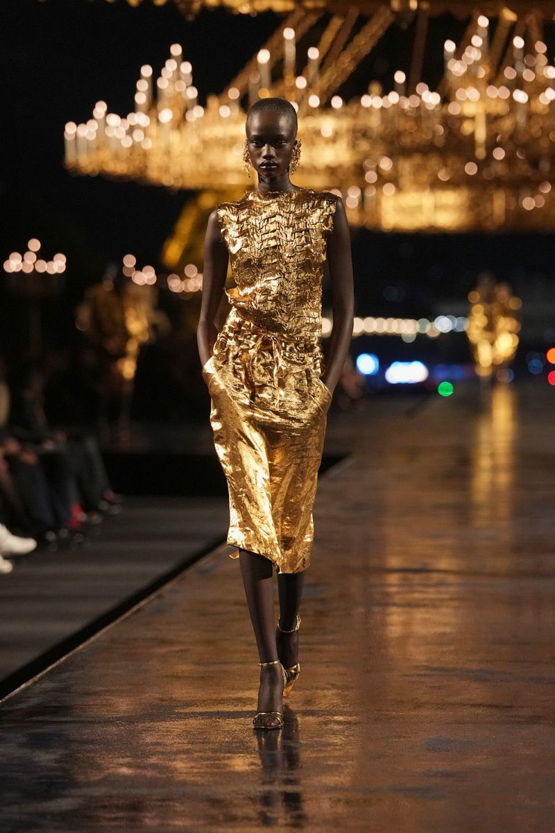malbwgaf's tweet photo. What a beautiful last show for Anthony Vaccarello at YSL. https://t.co/UOMBzQqf09