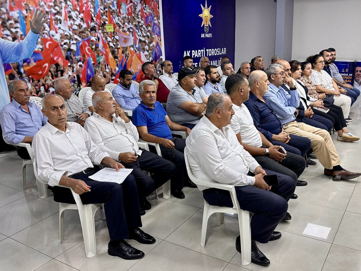 ferdi_cokkeser's tweet photo. 📍 YÖNETİM KURULU TOPLANTIMIZ

AK Parti Toroslar İlçe Koordinatörümüz Sayın Ahmet Turgut Açık, İlçe Kadın Kolları Başkanımız Sayın Aysun Taş, İlçe Gençlik Kolları Başkan Vekilimiz Sayın Müzeher Özkan’ın da katılımlarıyla, 

Haftalık Olağan Yönetim Kurulu Toplantımızı gerçekleştirdik.

Toplantımız hayırlara vesile olsun.
