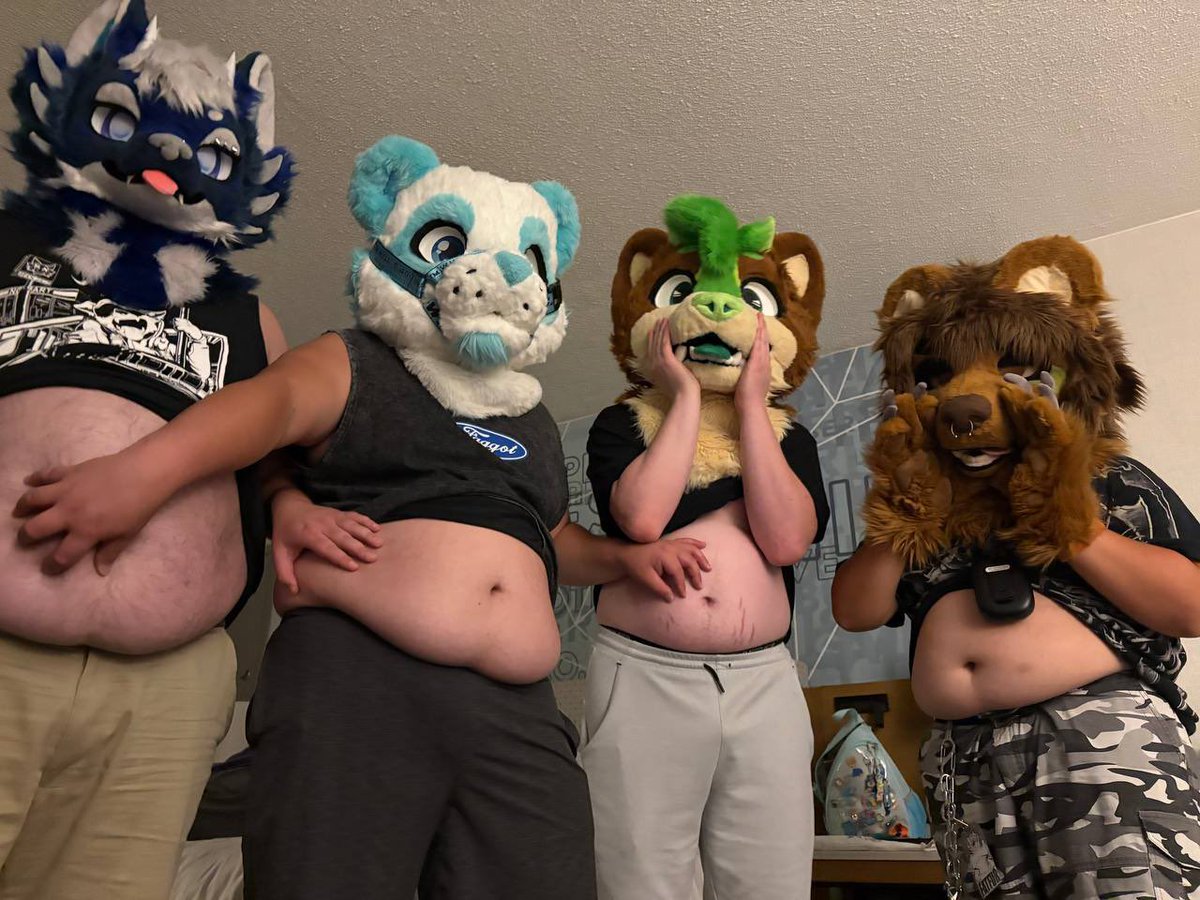 gruffypuppy's tweet photo. BIG BELLY FUZZ IN YOUR AREA‼️
CLICK ‘YES’ TO AFFIRM‼️
#tummytuesday https://t.co/gek3j1tz43