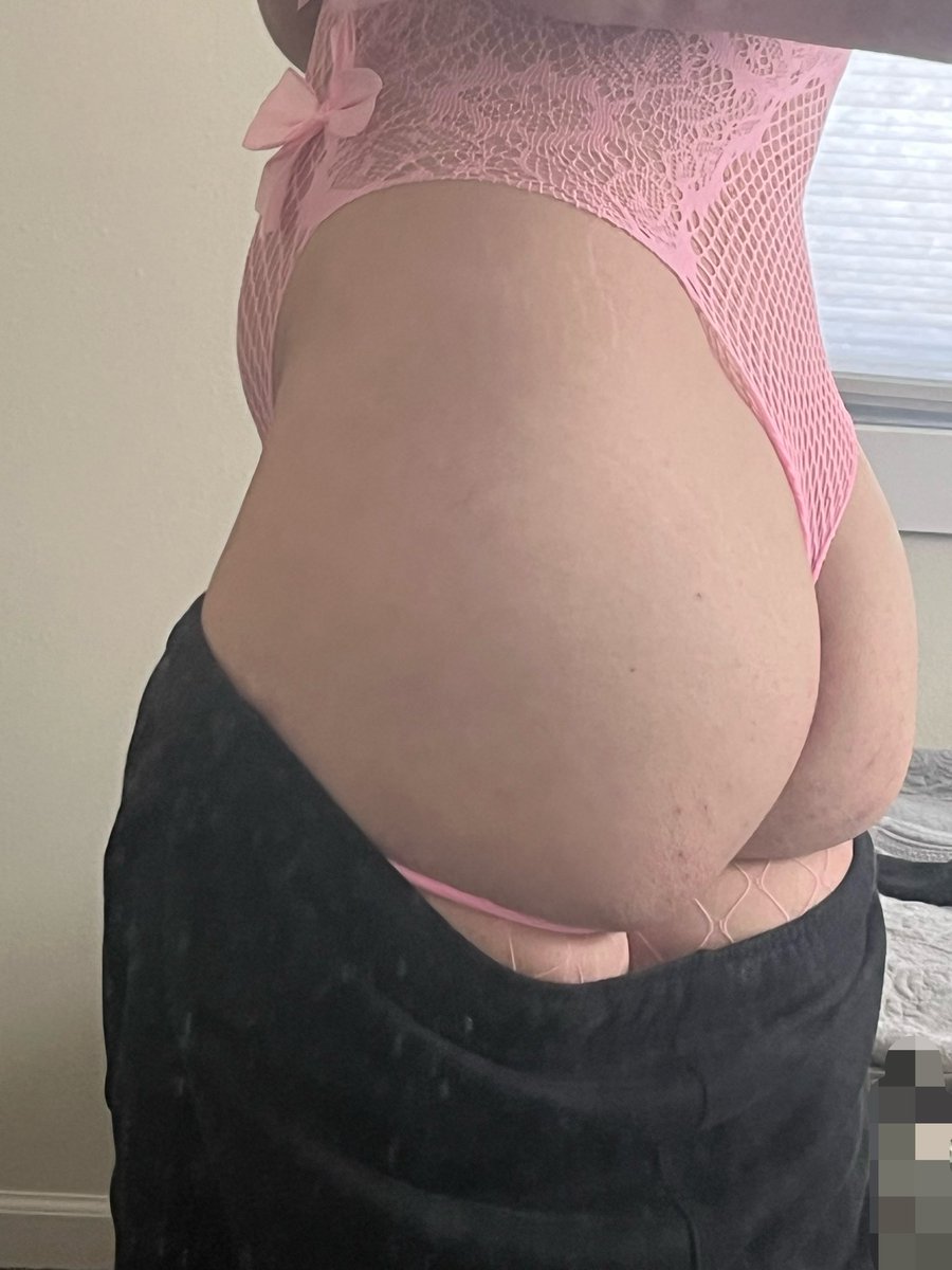 PytFem's tweet photo. Just a lil something🥰 #ass #femboy #teen #prettybussy https://t.co/ccxyTBecAM