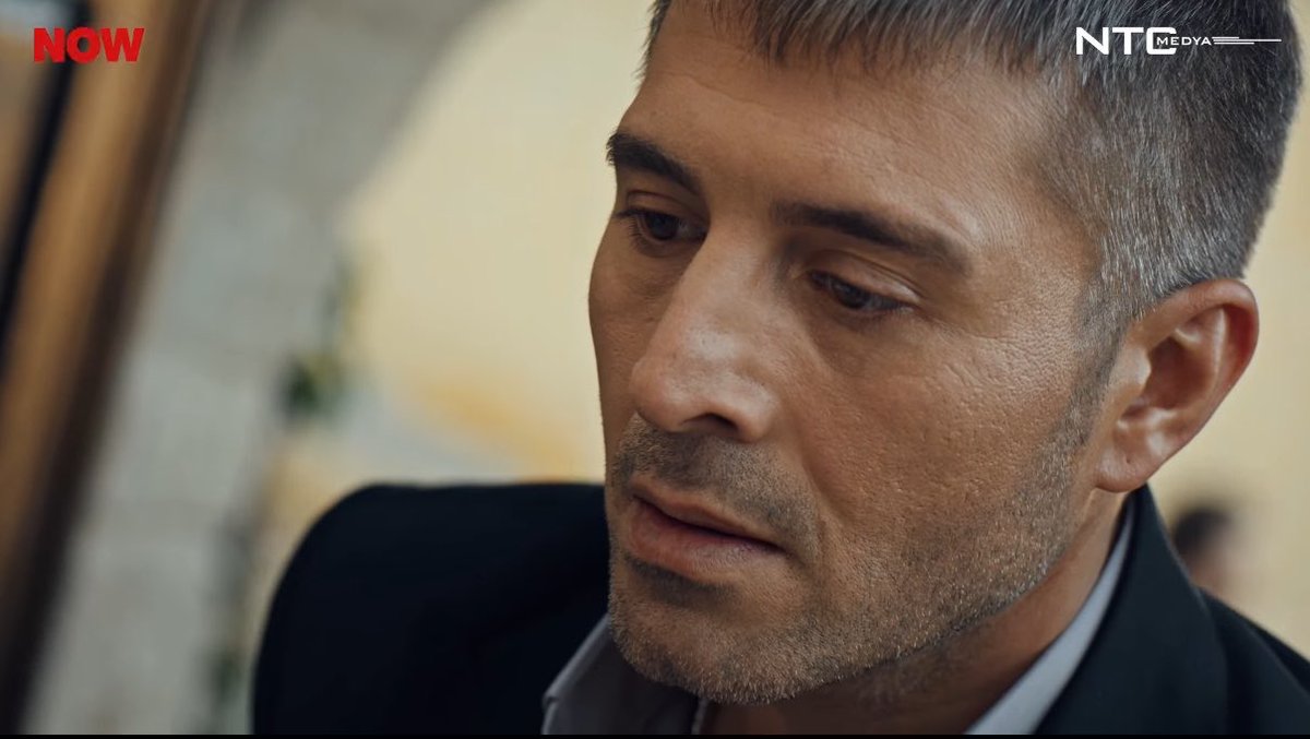 BeeQueen0000's tweet photo. Ali living this for the second time 😭😭😭
#AlZey • #AnneYarısı https://t.co/47svX2EibT