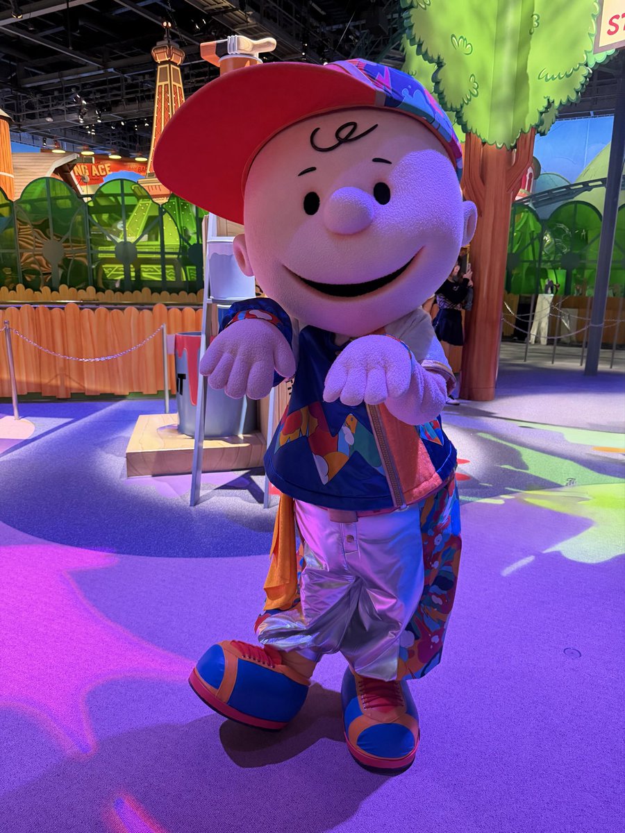 michiko44548405's tweet photo. レッツスマイルトュギャザー

お化けチャーリー👻
#USJ
#USJファン
#peanut.#チャーリーブラウン https://t.co/QjbT0nyqLX