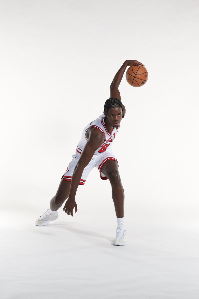 Year 1 of @​CalebWilson2025 in Chicago 🔜 
 [📷](https://pbs.twimg.com/media/HTaLomSWoAAtN1p.jpg) https://pbs.twimg.com/media/HTaLomSWoAAtN1p.jpg https://pbs.tw