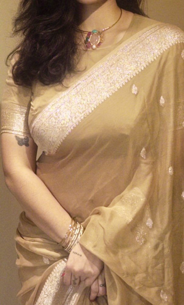 actress_worlddd's tweet photo. Just peak beauty Shreya Vishakant✨ https://t.co/Jvut83zsK6