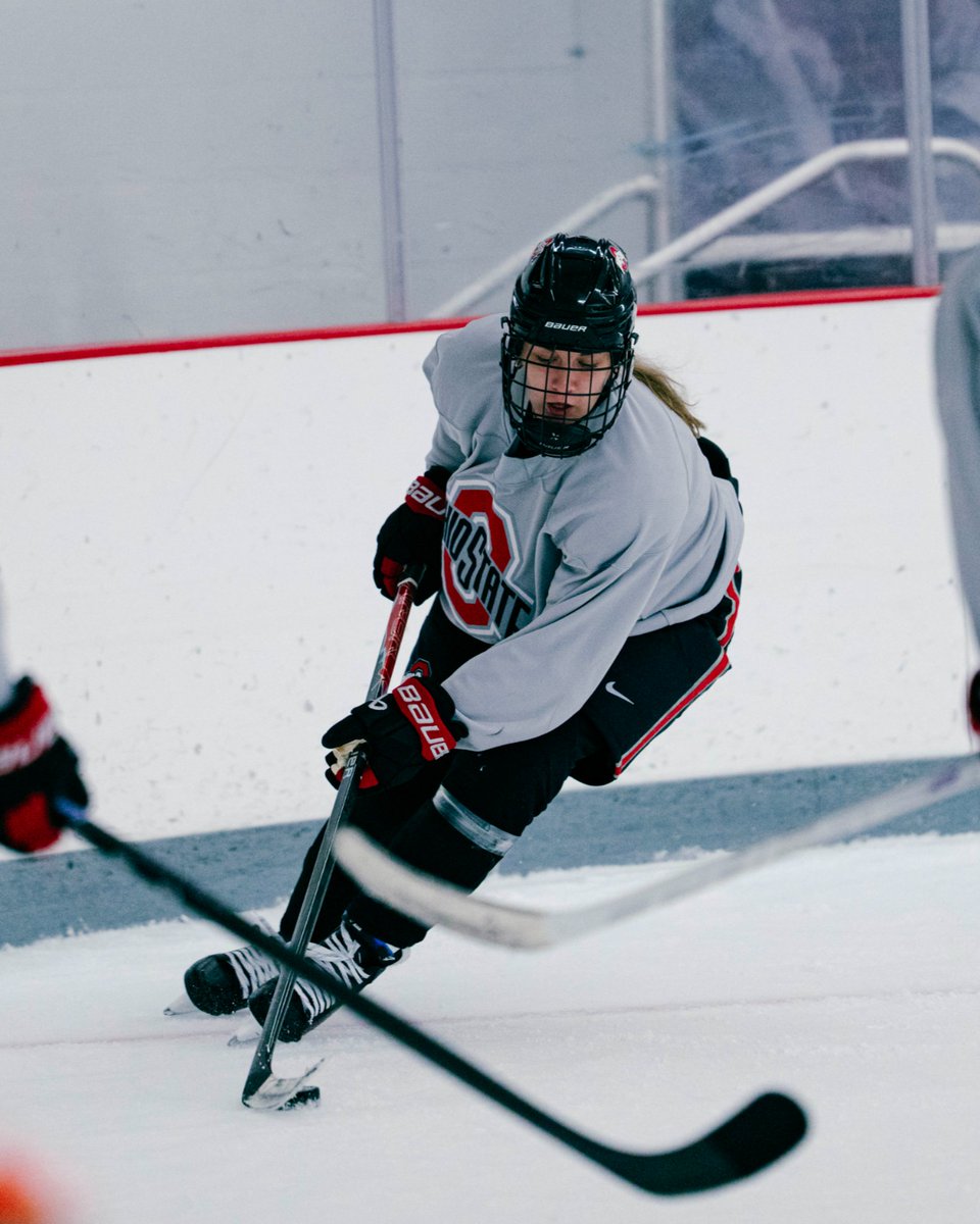 OhioStateWHKY's tweet photo. Another day in the lab 🧪

#GoBucks https://t.co/UQjR00gh2V