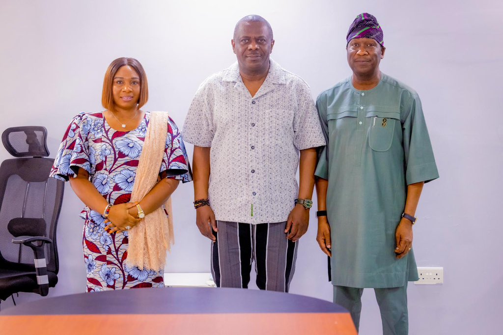 drobafemihamzat's tweet photo. It was a pleasure to meet the Senior Pastor of The Covenant Nation, Pastor Poju Oyemade, a steady voice for transformation, youth empowerment and national growth, to discuss our shared commitment to the people of Lagos.

We spoke about the potential of our young people, how we can create more opportunities for them and drive true economic inclusion across every neighbourhood.

We are working towards a Lagos where opportunity is open to all and where no one is left behind.

Thank you, Pastor Poju, for your time and your continued dedication to the good of our people.