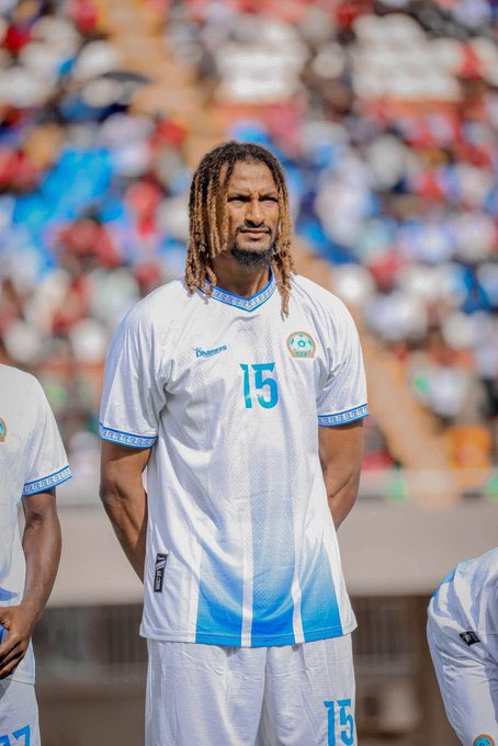 OceanStarsEsp's tweet photo. EXHIBICIÓN DE ALI OMAR🇸🇴 EN LA PRIMERA PARTE📈

21/22 pases precisos🎯
7 Contribuciones defensivas🧱
5 Despejes🛡️
1/1 Duelos ganados🤺

7,2 en @Sofascore https://t.co/cWo27gS46n