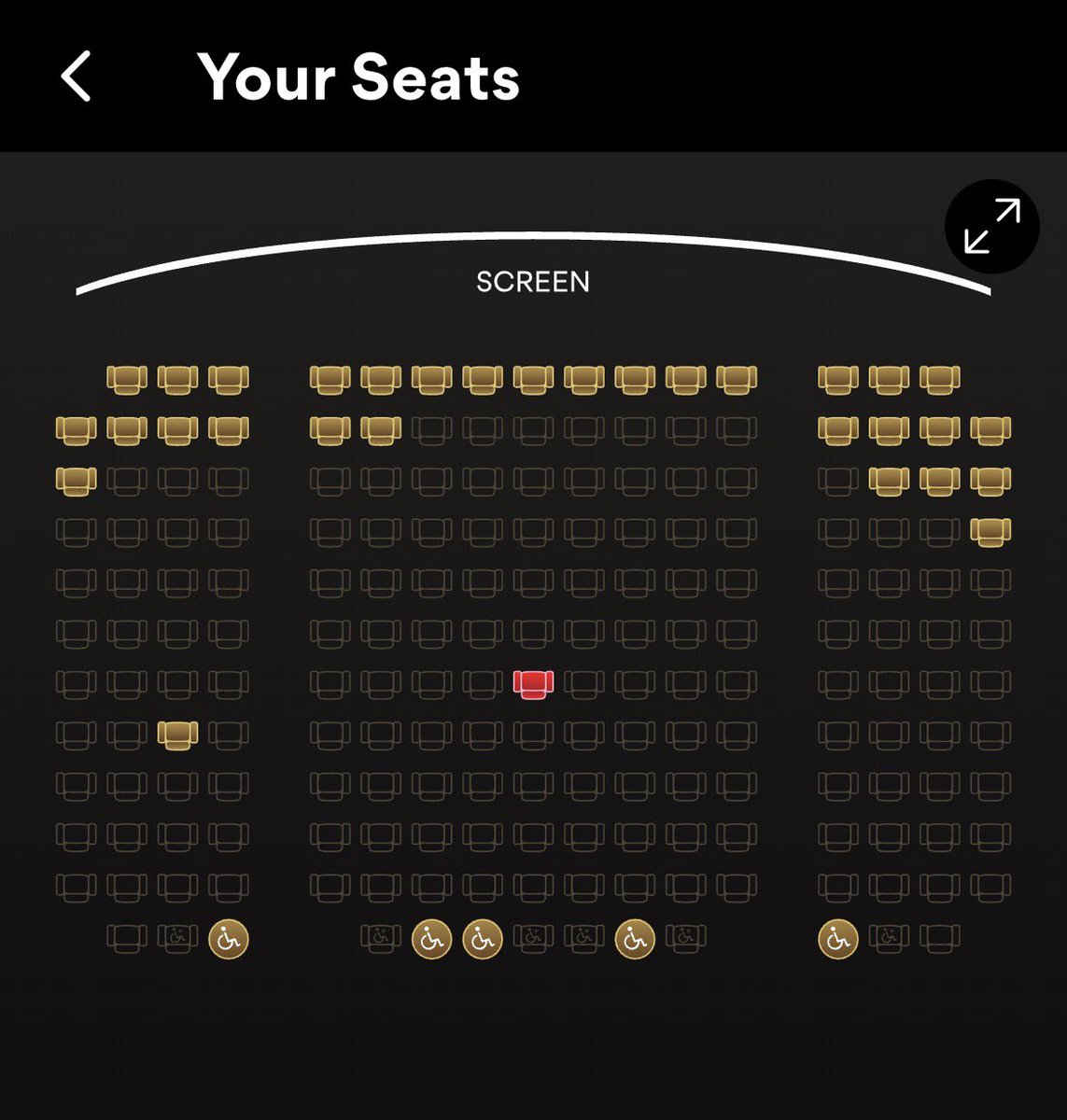 RobbyB3ll4s's tweet photo. Someone saw the reviews for Digger and gave me the best spot in Vistavision 35mm for Sunday #diggorgetdigged #amcalistawesome https://t.co/nKVf3ZF185