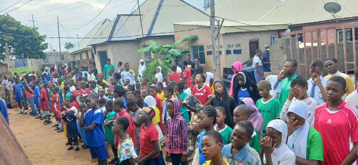 FreeSchool_Pbms's tweet photo. The summary of what we have achieved and what we have been doing as a school over the past four weeks...

We also celebrate our donors  for visiting us.
##Wekiafoundation #mayorclinic #pbms #platinumbillionairesminds #viral https://t.co/te7m1RVx7r