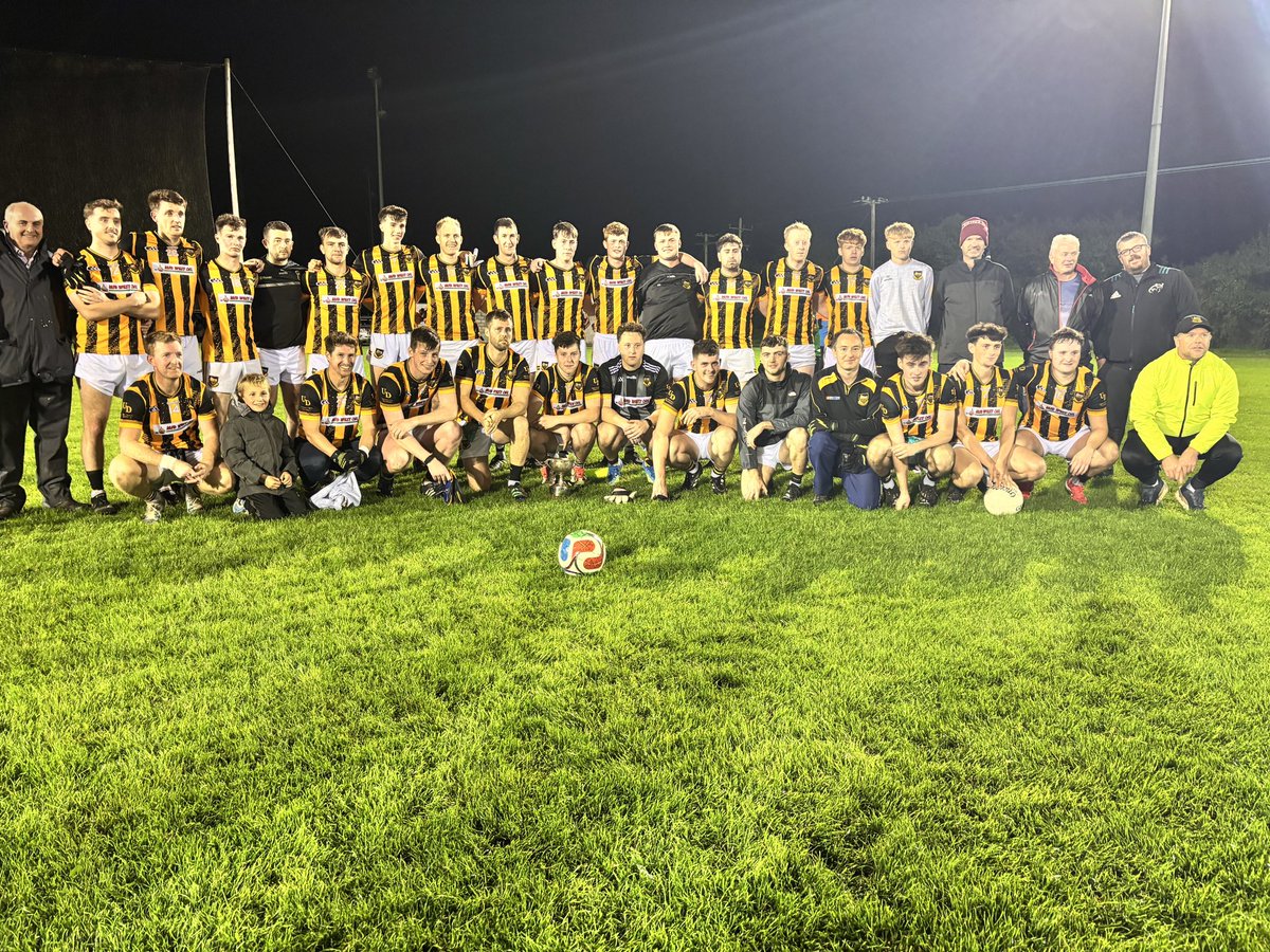MidTipp's tweet photo. 💙💛 FRS Cahir Mid Junior B Football Champions 💙💛

Congratulations to Upperchurch Drombane who collected the Junior B Football Championship this evening with a 2-13 to 1-06 win over Thurles Gaels. 

Captain Colm Ryan collecting the trophy from Chairman and Sponsor Martin Bourke https://t.co/KkIN3DJEI8