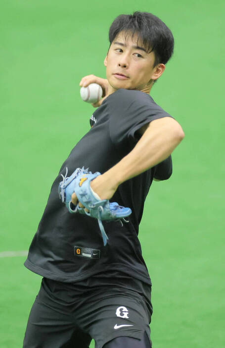 gnomotoke's tweet photo. 巨人・板東湧梧が今季限りで現役引退　ソフトバンクから移籍1年目も目標の支配下昇格果たせず（スポーツ報知）-Yahoo!ニュース https://t.co/oNOClsKY55

巨人・板東湧梧投手（30）が今季限りでの現役引退を決意したことが29日、分かった。 https://t.co/1hdmSNh22s