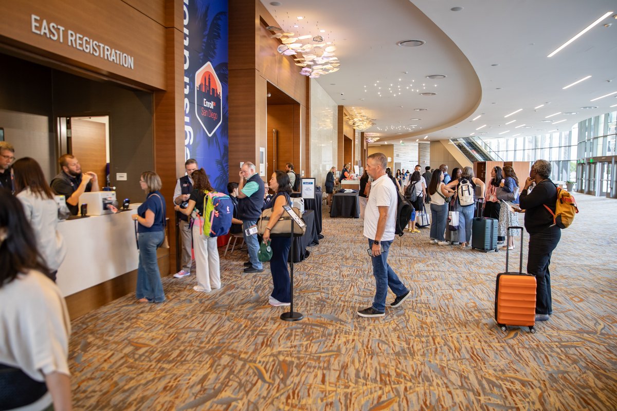epnacusa's tweet photo. Capturing the energy and connections at E3n Enroll26! Here are a few highlights through our lens. 📸✨
.
.
.
#E3nEnroll26 #EventPhotography #CorporateEvents #EventProfs #epnac #eventphotography https://t.co/xjEeLSjwxr