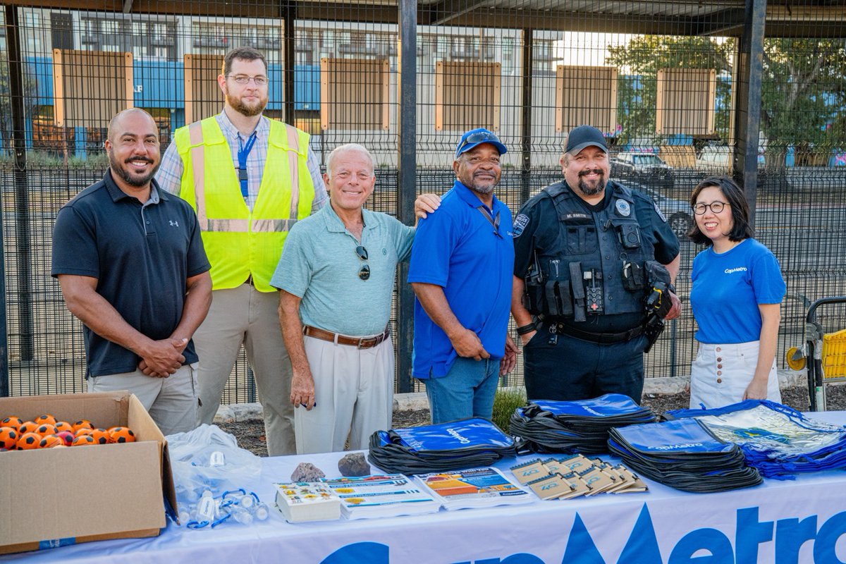 CapMetroATX's tweet photo. For Rail Safety Week, CapMetro team members went out along the Red Line to connect with customers, share rail safety reminders and hand out a little swag along the way. 💙

Thanks to everyone who stopped by, asked questions and helped us keep these conversations going.

Know the signs 🪧, stay alert 👀 and make safe choices around tracks and trains! 🚉

@olinational #SeeTracksThinkTrain