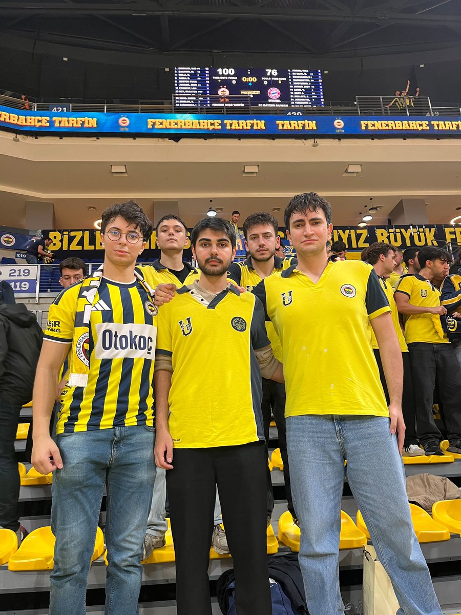 UFBIstanbul's tweet photo. 1907 ÜNİFEB İstanbul Üniversitesi örgütlenmesi olarak Fenerbahçemizi Bayern Münih karşısında yalnız bırakmadık. https://t.co/4GZSKxtqjS