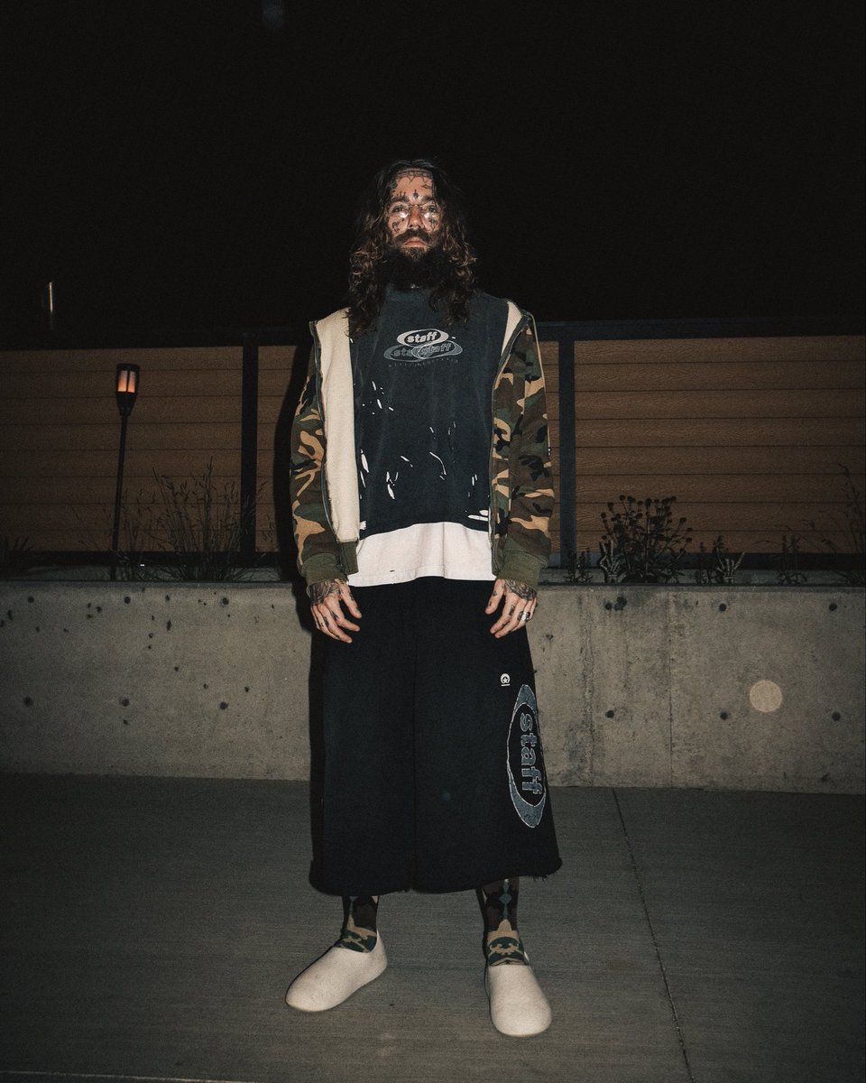 SuicideChrist's tweet photo. i done spent forever tryna make it through a day

📷: @dill35mm https://t.co/phiLgIR73d