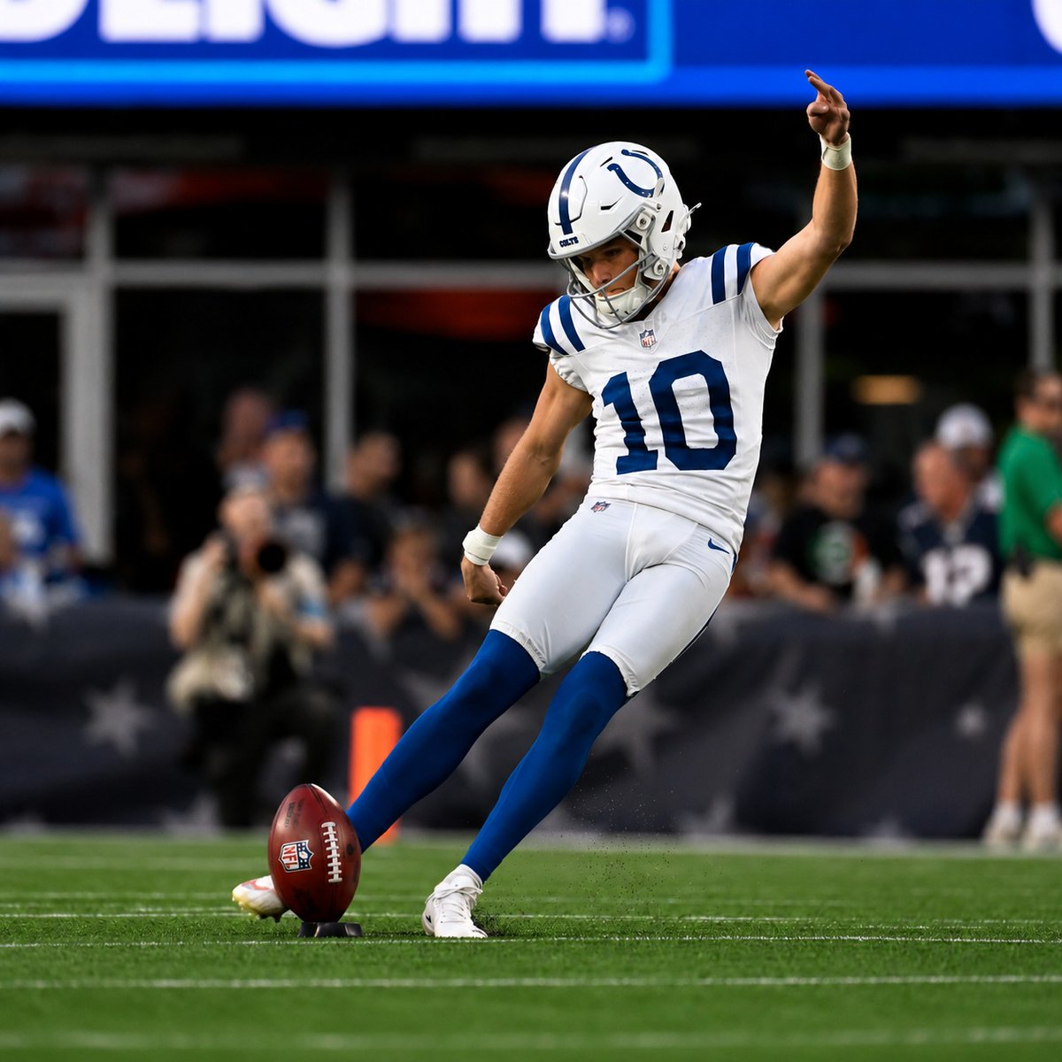 MySportsUpdate's tweet photo. The #Jets are waiving K Blake Grupe, and making Jason Sanders the permanent kicker.

Grupe never kicked for the Jets. The 27-year-old was 11/11 on FGs, including a long of 60 yards, and 10/10 on XPs last season after arriving in Indianapolis. https://t.co/FiLokSGU1b