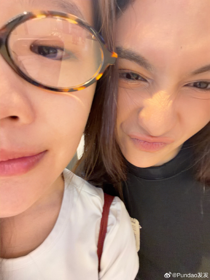 SPUSAOFC's tweet photo. [2026-09-29] Pundao Weibo Update

"Recent days"

original: "最近的日子"

🔗 https://t.co/PKLzrOXvhT

#pundao #TwinkleOfPundao #พันดาว #shellypundao https://t.co/hQ2Ndzkgjc