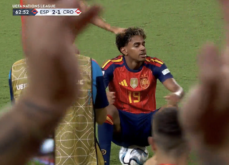 TouchlineX's tweet photo. 3-1 Spain.

GOOOOOOOOOOOOOOAAAAAAAAAAAAAAAAAALLLLLLLLLLLLL LAMINE YAMAL AGAIN !!!!!!!!!!!!!!!!!!!!!!!!!!!!! LAMINE YAMAL WITH 2 GOALS + 1 ASSIST !!!!!!!!!!!!!!!!!!!!!!!!!!! THERE IS NOBODY STOPPING THIS BOY !!!!!!!!!!!!!!!!!!!!!!!!!!! HE IS THE BEST !!!!!!!!!!!!!! 🔥🔥🔥🔥🔥🔥 https://t.co/zvPxG9eO52