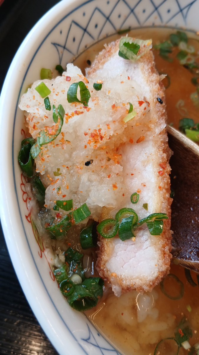 tjajaegad's tweet photo. @ramen_yamachan いやぁ〜山ちゃ～ん歩いて行くだけの価値あり〜なに食べても美味しく蕎麦焼酎グビグビですわ🍶🤩 https://t.co/GWdW9tR1P1