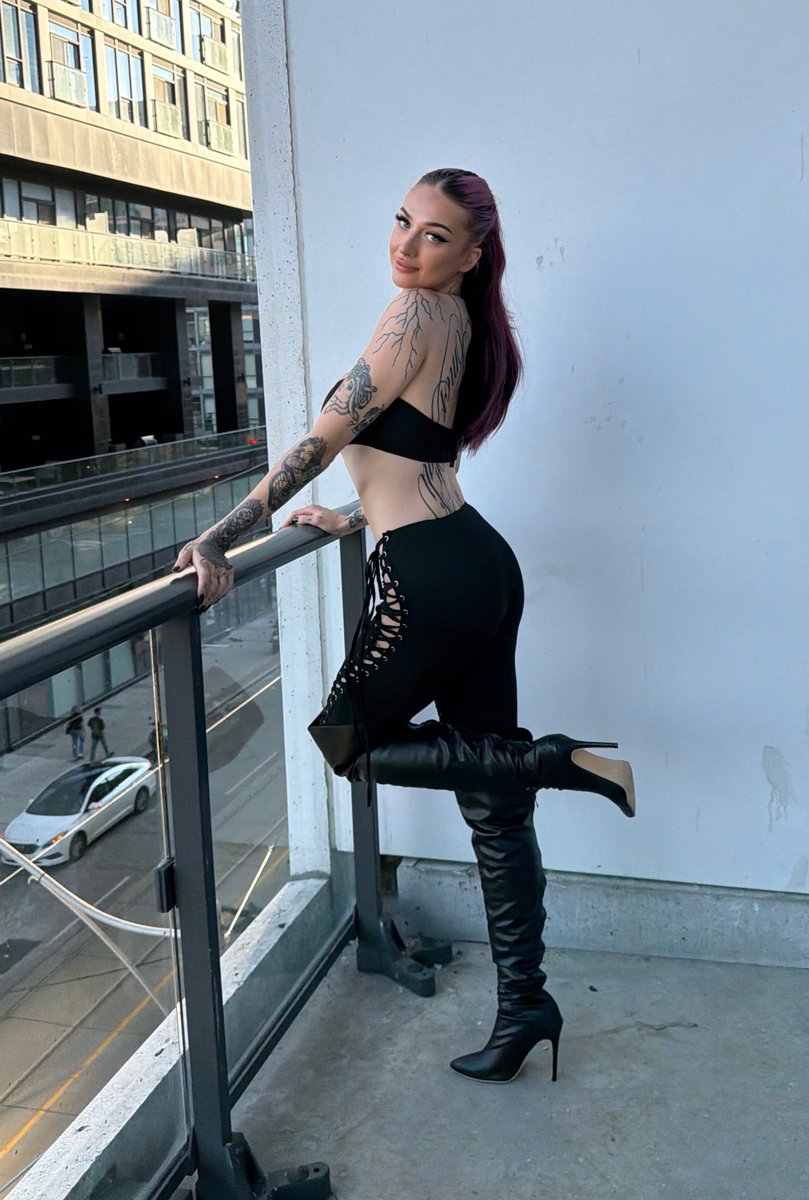 SpoilGoddessJay's tweet photo. Me> your conservative boring wifey 😂😈🫦 https://t.co/IYHRtTJrcw