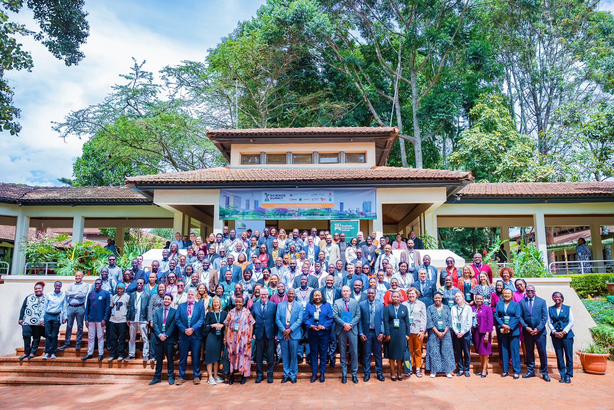 TheLandAlliance's tweet photo. 1/ Today, Landscape Alliance joined scientists, policymakers and partners at #ScienceSummitNairobi. 

The programme opened with a keynote by H.E. Ambassador @IdaOdinga, who highlighted the interconnected challenges facing our planet and communities.

#LandscapeAlliance @ScienceUnga
