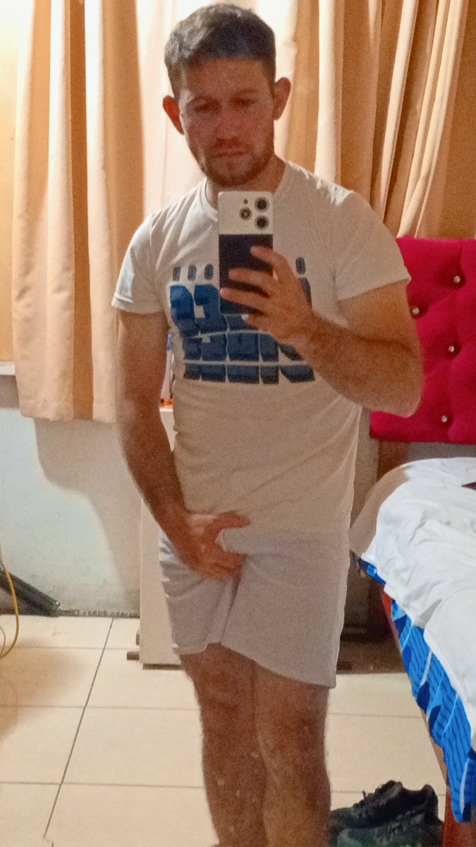 BorysBarbr's tweet photo. Sin entrenar todo a su tiempo💪🏻💈🍯🍑✨ https://t.co/wPZyOLCHkE