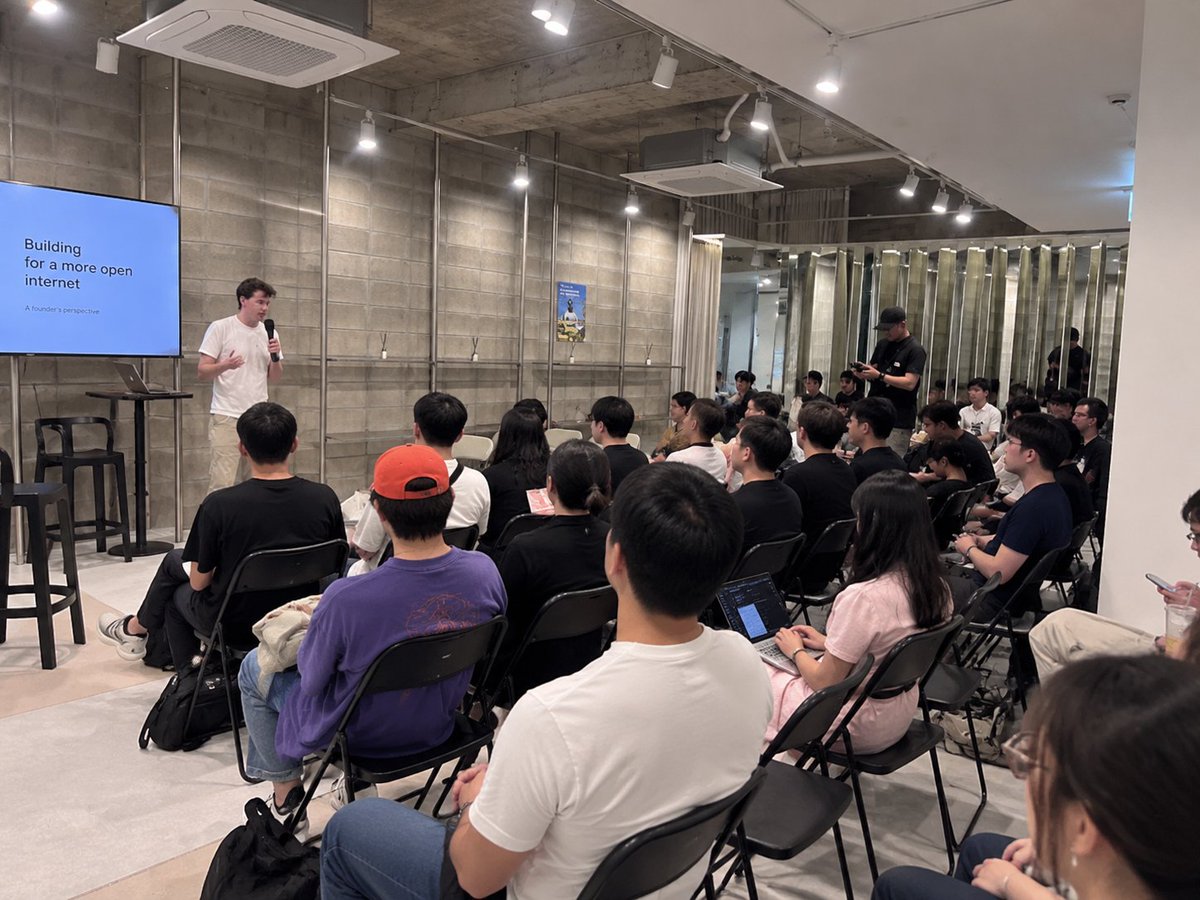 Quark_Chain's tweet photo. Exploring another frontier at Open AGI Frontier during #KBW2026.
Great discussions around AI agents, robotics, and the open infrastructure needed to support the next generation of autonomous systems.