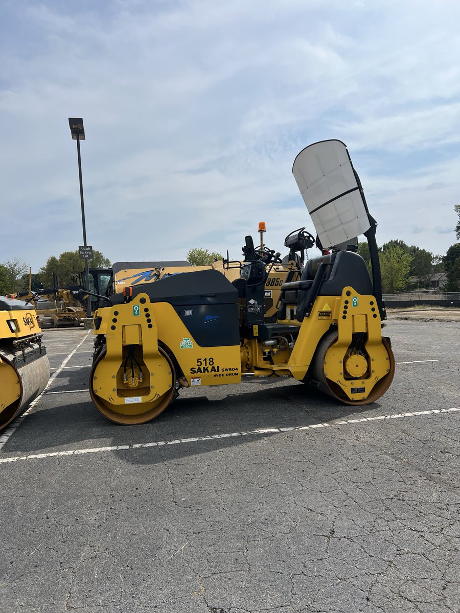 icesickCS's tweet photo. new decals for the Sakai https://t.co/Mz0FPDuWOU