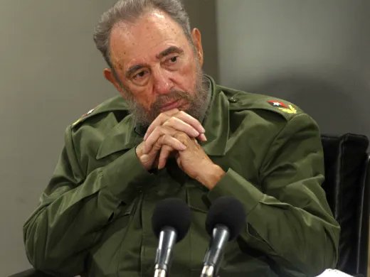 MINSAPCuba's tweet photo. 🗣️🇨🇺Fidel Castro: “El bloqueo dificulta el desarrollo de nuestro país, dificulta la obtención de recursos, dificulta la adquisición de alimentos y medicinas”.

#100AñosConFidel 

#CubaNoEsUnaAmenaza, el bloqueo sí. https://t.co/qlPg4xTV3W
