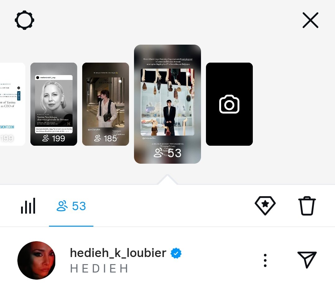 sunjjaengikdh's tweet photo. คุณ Hedieh Loubier ภรรยาคุณ Jean-Marc Loubier ตำแหน่ง CEO คนปัจจุบันของ Delvaux (คนใหม่เริ่มงานธันวา) มาส่องสตรไอจีนี่ด้วย 🥺💗

A DELVAUX MOMENT WITH NAMPING
#NampingxDelvaux
#Delvaux
#nampingster https://t.co/IcWZCjqZXr