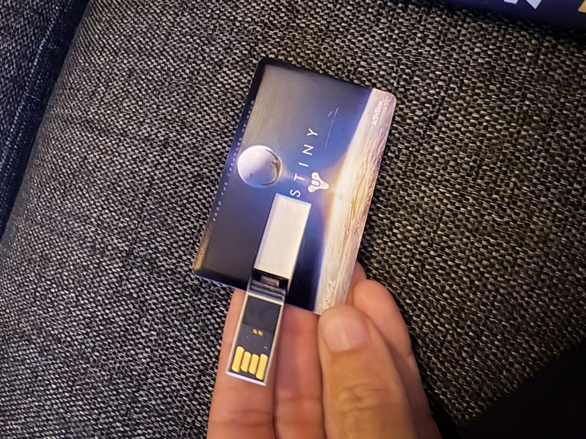 DiemetriX's tweet photo. Found my old Destiny USB drive. Does anyone perchance have the original promotional files it came with? I deleted them ages ago 🥲#destiny https://t.co/eURZDKpqIC