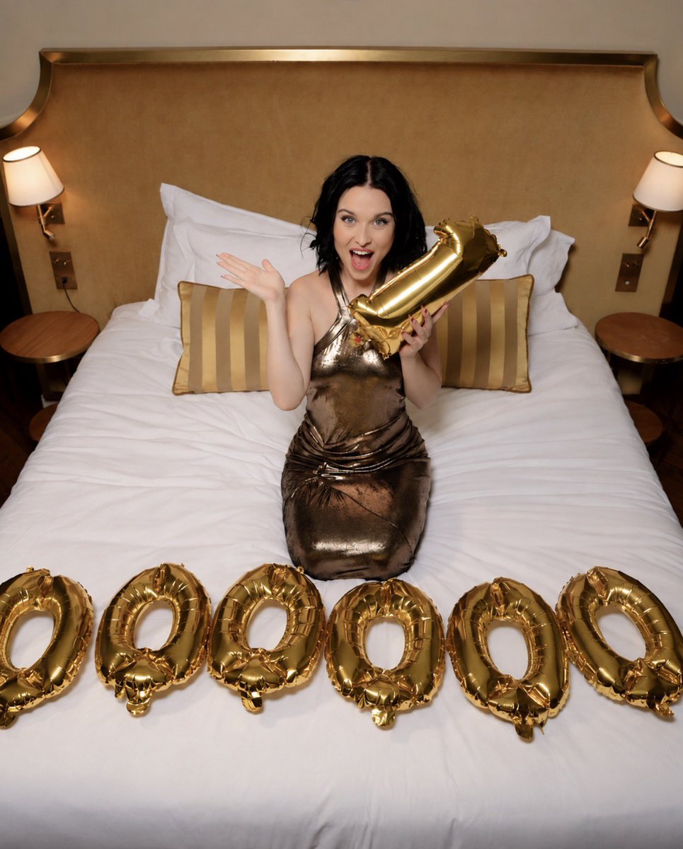 _aoradj's tweet photo. $1,000,000 in one week ❤️ And it’s all thanks to you… What would you do with it? https://t.co/Gi2BFdtI5j