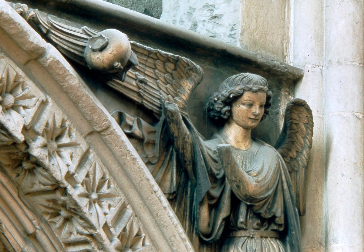 sitsio's tweet photo. For #Michaelmas, this beautiful censing angel in Westminster Abbey’s south transept offers a glimpse of England’s Catholic inheritance. Carved in the 1250s, when the Abbey was a Benedictine monastery, it was once richly coloured and gilded, bringing the splendour of heavenly worship into the church below.

The incense carries a meaning familiar to every Catholic: our prayers rise before God, while the earthly liturgy joins the worship of heaven. In the Book of Revelation, an angel offers incense with the prayers of the saints before God’s throne. On this feast of Saints Michael, Gabriel and Raphael, a medieval English craftsman still reminds us that, whenever we worship God, we stand in the company of angels.

Saint Michael the Archangel, defend us in battle!