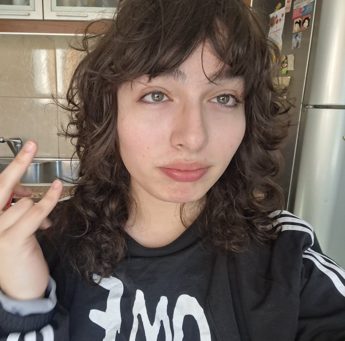 starmissss's tweet photo. my pronouns are she because I'll never be her :( https://t.co/1faBzbtrQt