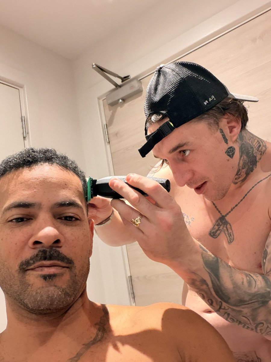 TheNakedBaber's tweet photo. He love a tight fade and a full body trim 

Coming soon 

@UnhingedSosa https://t.co/xnf6YvqO6d
