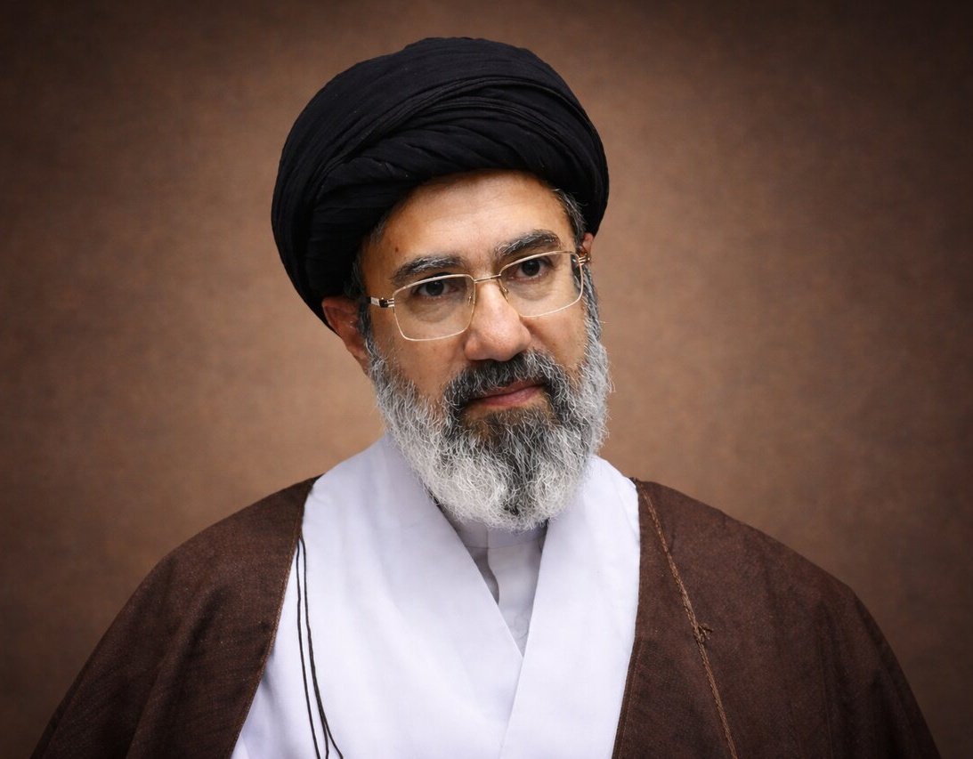 Mahdi252M16's tweet photo. عشق است رهبر... https://t.co/fpcFKuW7JX