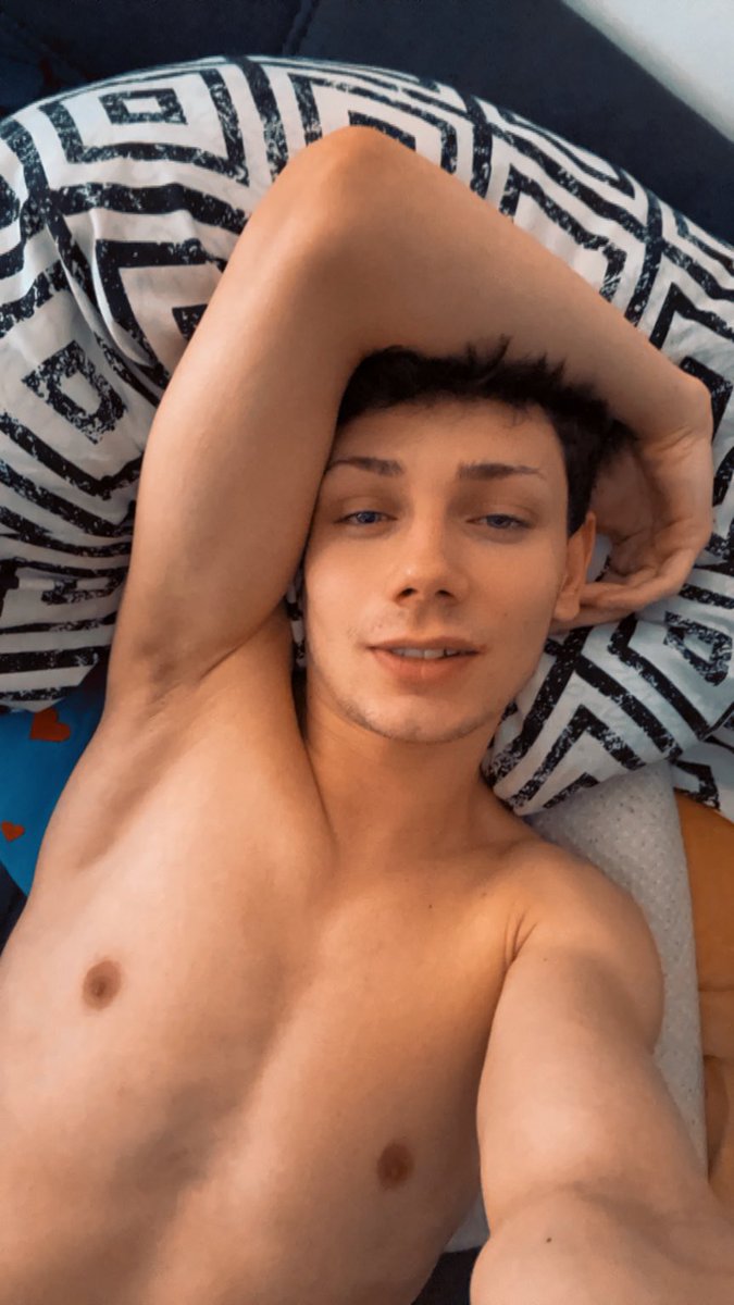 NilsLarsen_OF's tweet photo. Styl in bed… wanna keep me company? 😏

#NilsLarsen #Twink #MorningVibes https://t.co/mVWR1ZlHId