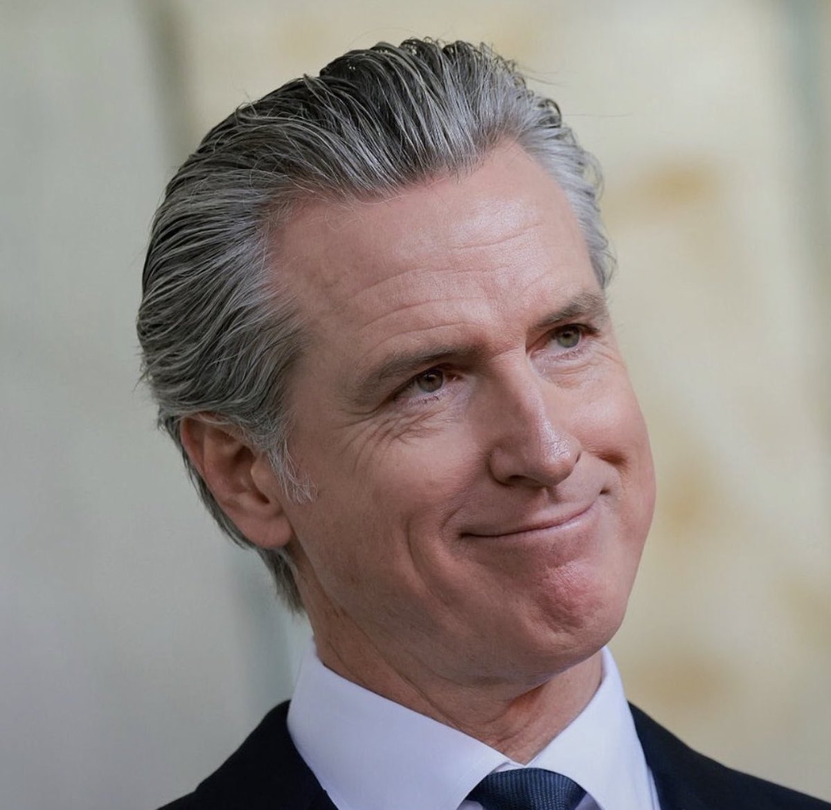 SheikhMehdizade's tweet photo. « La Californie reconnaît officiellement l’Aïd al-Fitr et l’Aïd al-Adha comme jours fériés de l’État »

L’islamisation de l’Occident semble désormais s’accélérer et se globaliser. Monsieur le Gouverneur @GavinNewsom, Oussama ben Laden vous en remercierait sûrement.

Les États-Unis, qui ont été frappés de plein fouet par le terrorisme djihadiste lors des attentats du 11 septembre 2001, devraient réfléchir davantage à la portée et aux conséquences de certaines décisions avant de les prendre. 

#Californistane