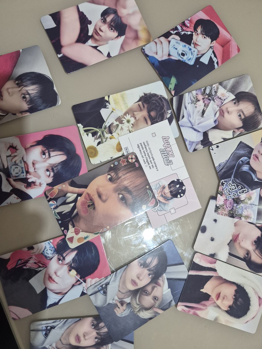 bingaowl's tweet photo. feedback (acho chique quem faz) babadeirisso pra @aurorakstudio com esses photocards lindíssimos que vão curar o vazio na minha alma de jongho utted 🤤🤤🤤 ela ainda resolve problema na hora amei o atendimento kkkkkk https://t.co/ZgJRzvJGxr