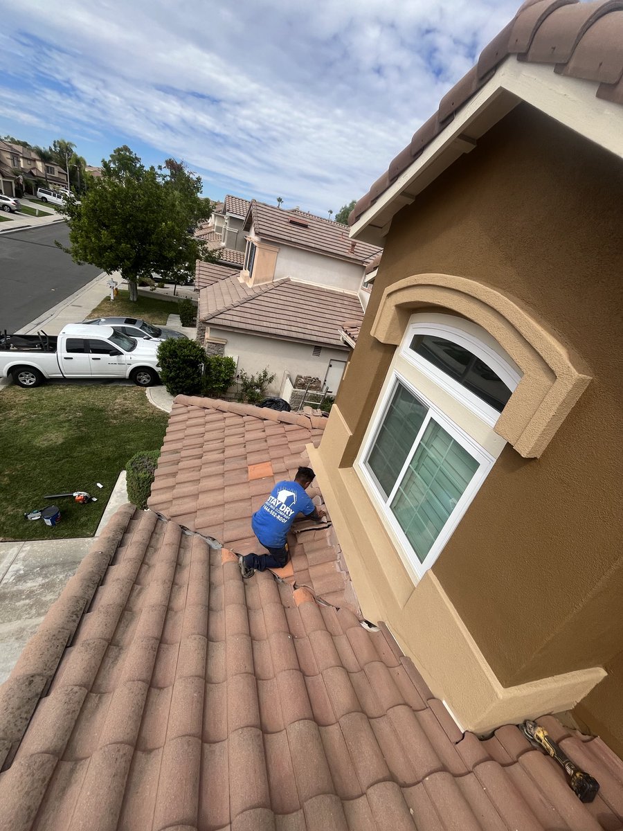 LAROOFER's tweet photo. San Pedro Roofing California Best Local Roofing Contractor LA Stay Dry Roofing Company License #911019 (310) 948-7663(ROOF) 24-Hour Emergency Roofing.
1334 W 17th St, San Pedro, CA 90732 https://t.co/3BcpknmqnS
