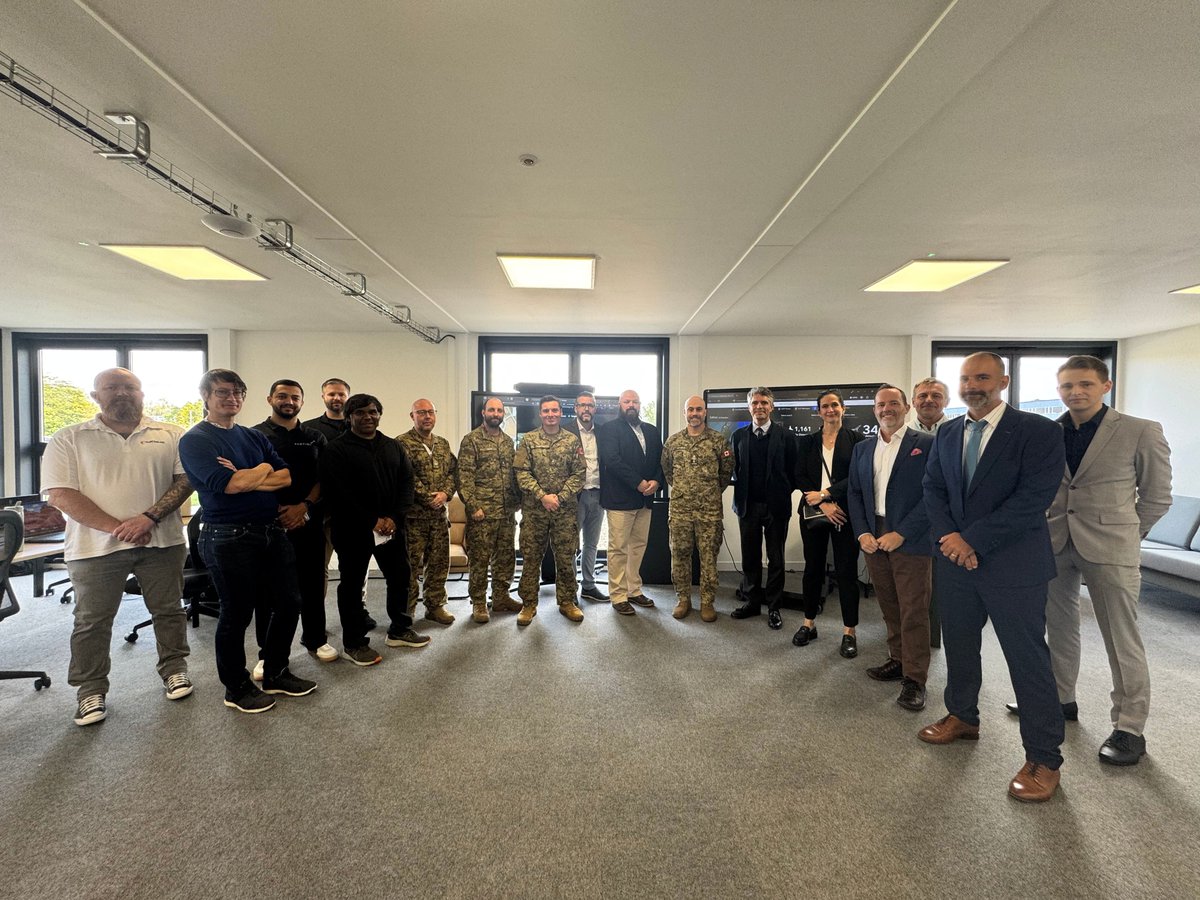 GDMS_C's tweet photo. Invited by the @CanadianArmy as part of Canada’s participation, Team Canada joined Exercise ACCELERATOR 2.0, led by the @BritishArmy.

Alongside @Safran, @EsriCanada, TACTIQL, and TuffTek, we worked to connect Canadian technologies into the EFDI digital backbone, demonstrating information sharing across a connected digital environment.

Stay tuned for more from Team Canada.