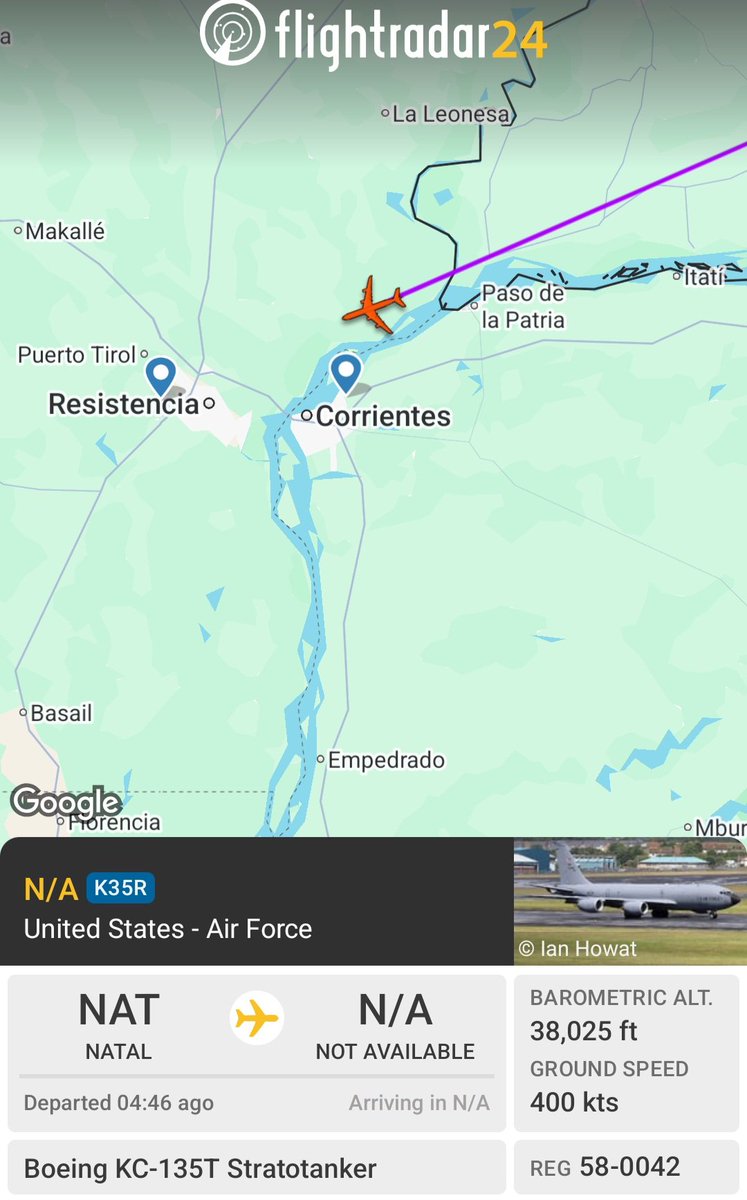 SuperTito200's tweet photo. KC-135R Stratotanker de la USAF acaba de entrar en espacio aéreo argentino, con los F16 por detras 💪🏻💪🏻💪🏻💪🏻🇦🇷🇦🇷🇺🇲🇺🇲 #ferryII #f16argentina #Usaf https://t.co/aCAGXcZbn3