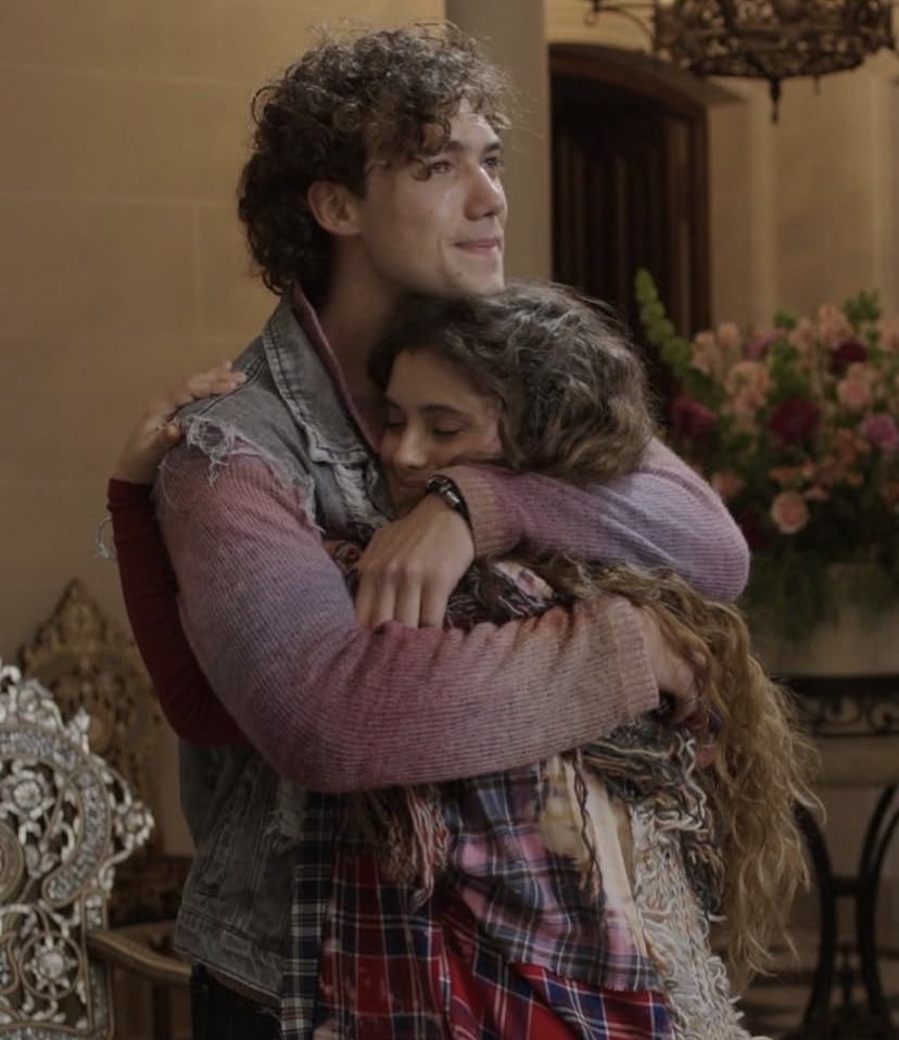 lqvercse's tweet photo. LOS AMO TANTO 😭🩷 https://t.co/4bSKHzyHTe