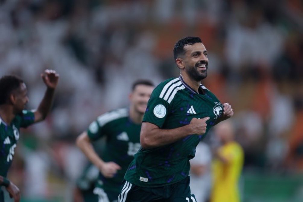 alialmarshod's tweet photo. من أبرز إيجابيات مواجهة السعودية والعراق 🇸🇦🇮🇶:

عودة الثنائي عبدالله الحمدان وفراس البريكان للتسجيل من جديد، وهو أمر مهم على المستوى المعنوي والثقة، خصوصًا للمهاجمين قبل المراحل القادمة.

الأخضر لا يحتاج فقط للانتصارات، بل يحتاج أيضًا إلى استعادة الفاعلية الهجومية وتعدد الخيارات أمام المرمى.

عودة الحمدان والبريكان للتسجيل.. مكسب آخر يُضاف لمكاسب المباراة. 💚🦅