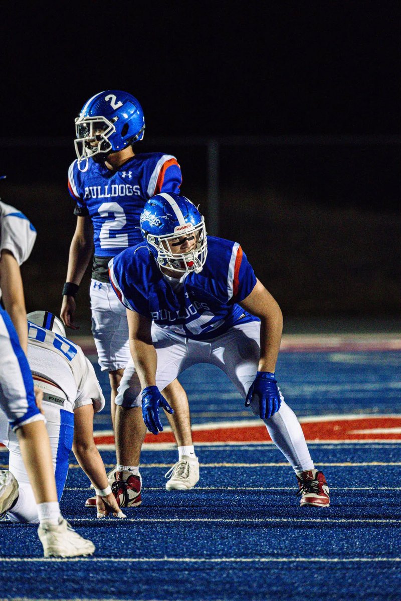 swif33984's tweet photo. Jesse Swift #75 C/O 2030 picture from the Folsom vs Rocklin game 
OL/DL
6ft 210lbs https://t.co/Cjmxua9tir