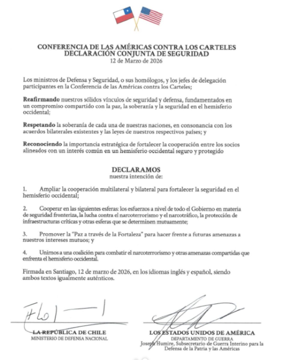 Roja53C's tweet photo. Dos pruebas irrefutables de que si firmaron el acuerdo el 12 de marzo un día después de asumir su cargo, sin pedir la aprobación del congreso https://t.co/djC7pnOos8