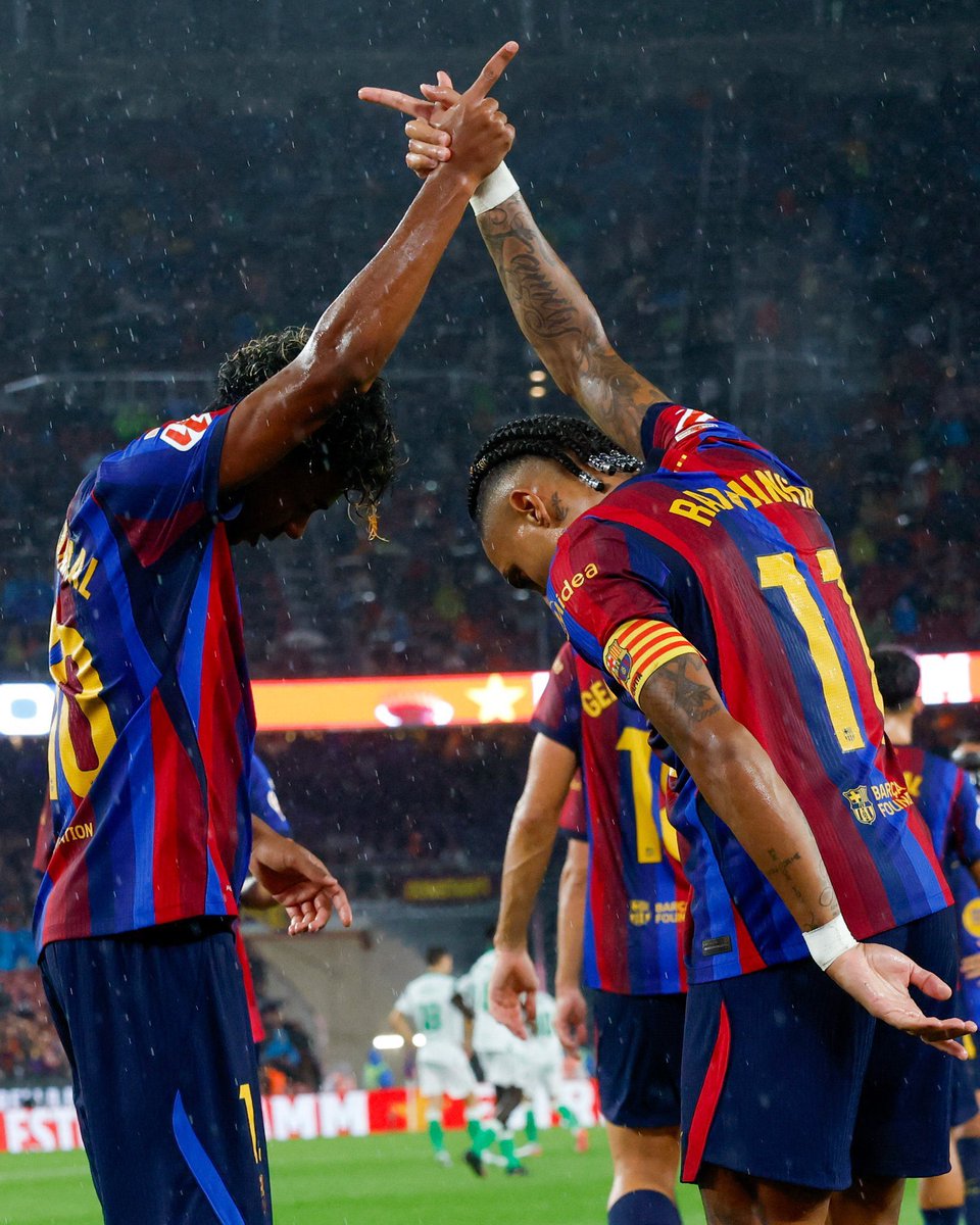 ActuFoot_'s tweet photo. 30/09/2026

🇧🇷  RAPHINHA - 19 G/A 🌟
⚽️⚽️🎯 vs Elche
⚽️ vs Bilbao
⚽️⚽️ vs Vallecano
⚽️ vs Valence
⚽️⚽️ vs Feyenoord
🎯🎯 vs Levante
⚽️⚽️⚽️ vs Racing Santander
⚽️⚽️⚽️ vs Séville
🎯 vs Australie
⚽️ vs Australie

🇪🇸 LAMINE YAMAL - 17 G/A 🌟
⚽️⚽️ vs Rayo Vallecano
⚽️⚽️ vs Valence
⚽️🎯🎯 vs Feyenoord
⚽️⚽️ vs Levante
⚽️🎯🎯 vs Santander
🎯🎯 vs Séville
⚽️ vs Angleterre
⚽️⚽️🎯 vs Croatie