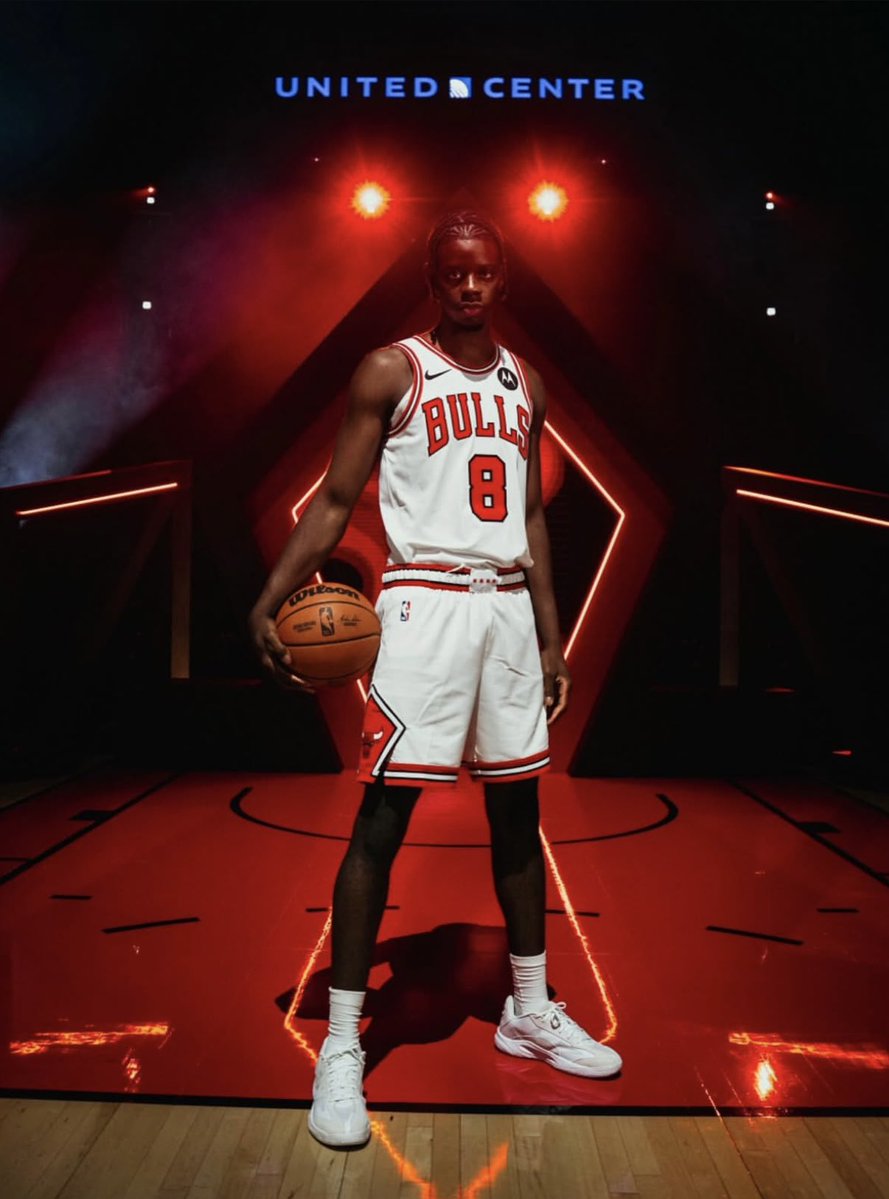 CalebWilsonZone's tweet photo. More photos from the Chicago Bulls Media Day 📸🐂 https://t.co/LgVsRhFbim