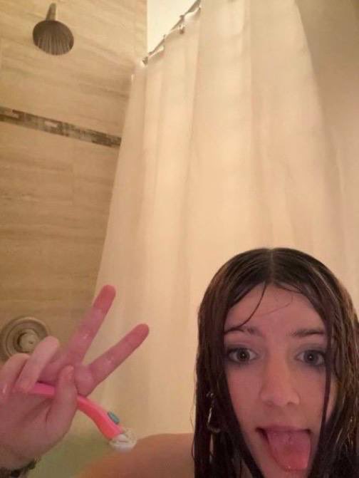 Emily_Looy's tweet photo. if u need gooning butttt pics ❤️ thisss 😚 https://t.co/vu2vREUjxi